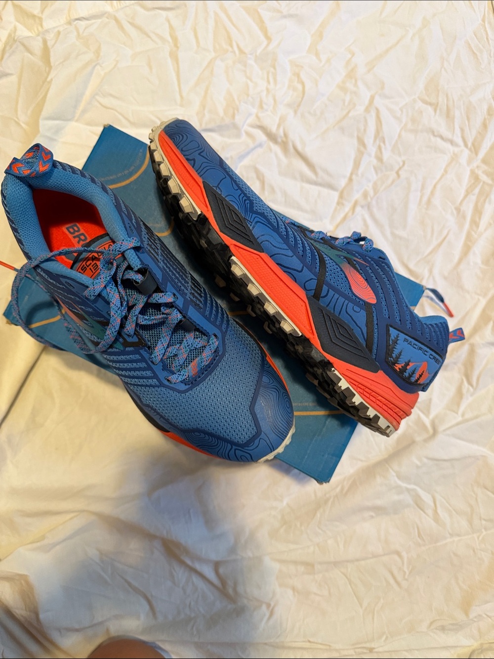 Brand NIB PCT Brooks Cascadia 13